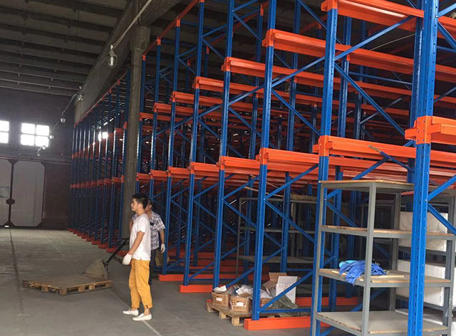 贯通式货架